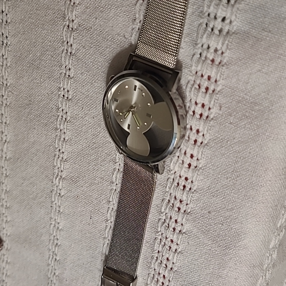 Mickey Mouse Watch - Picture 5 of 6